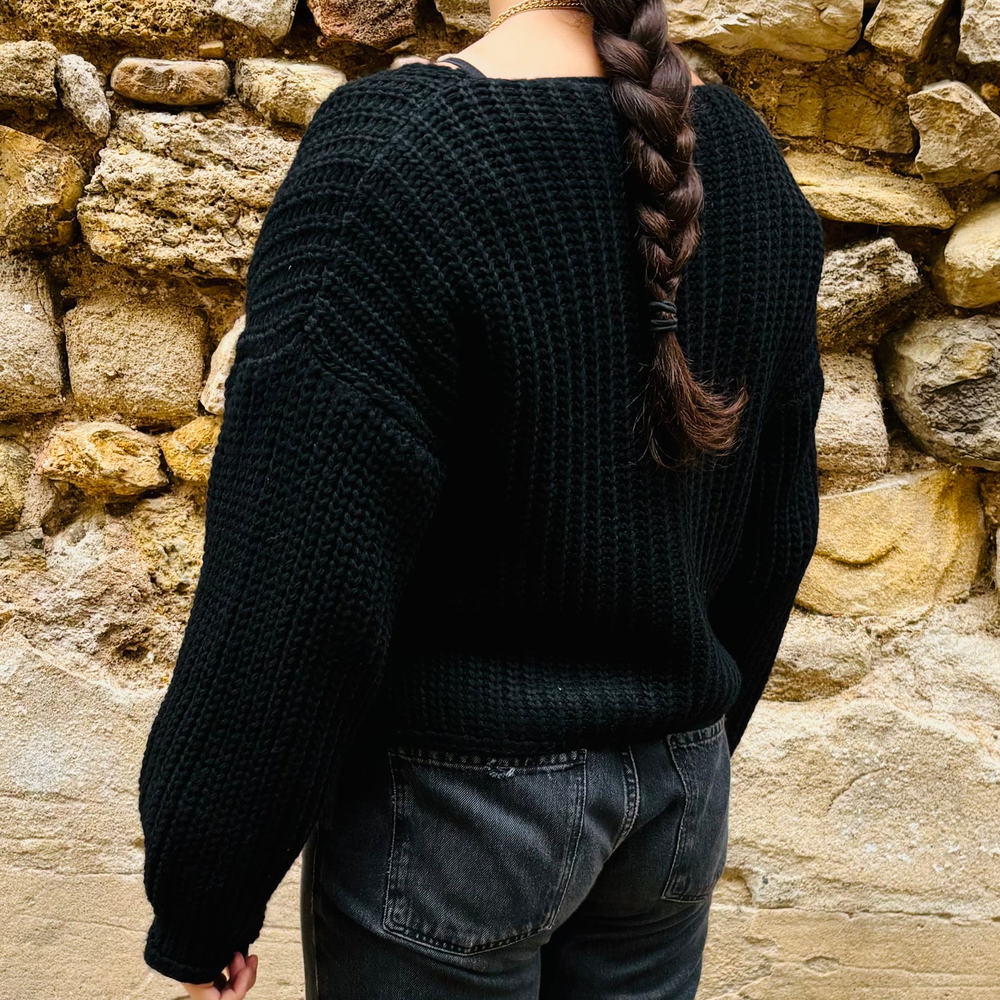 Cardigan Noir Élégance